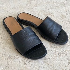 Vionic Leather Slide Sandals 8.5
